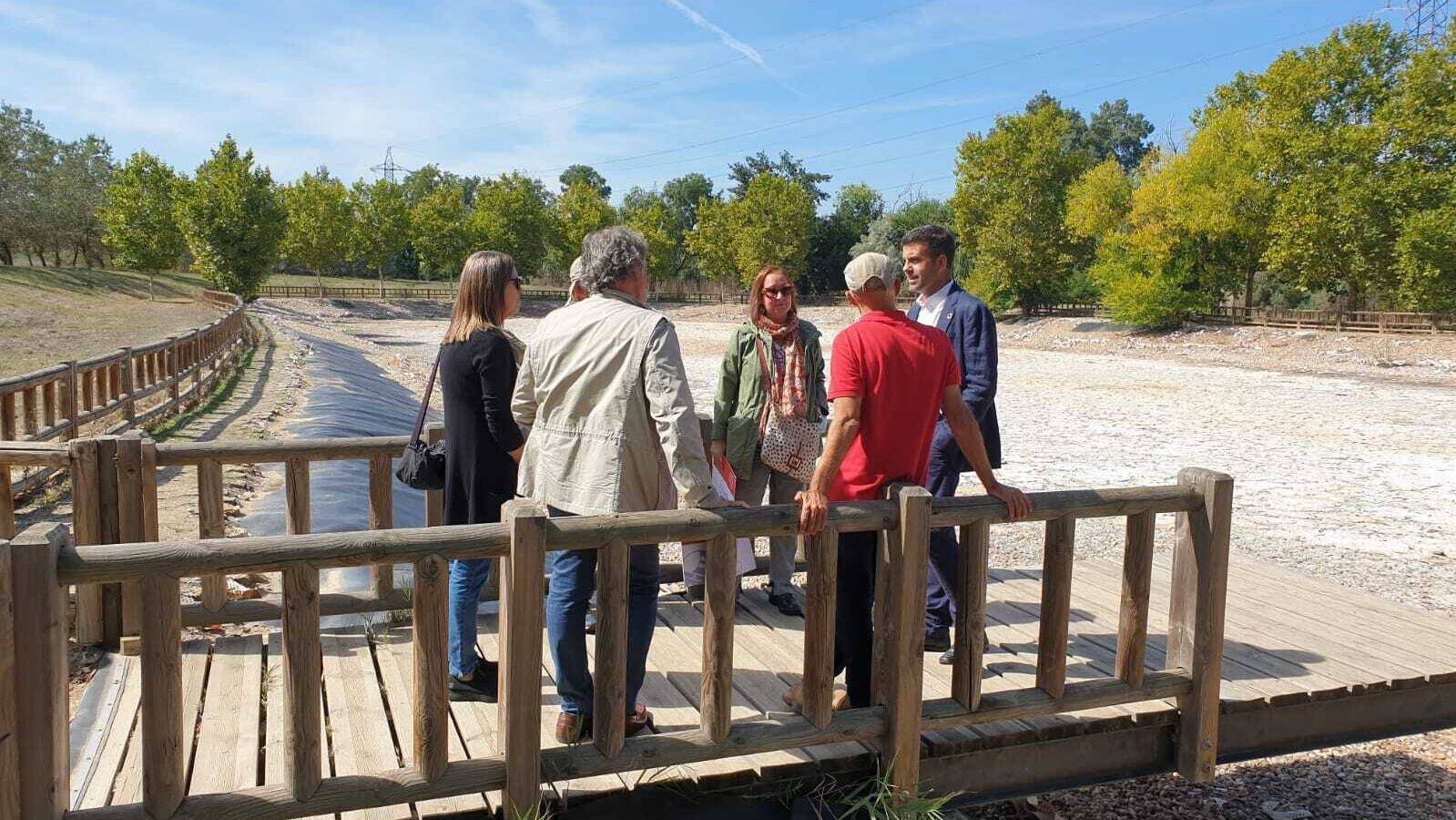 El PSOE de Pozuelo moviliza a diputados y ecologistas para denunciar el estado del Parque Forestal Adolfo Suárez