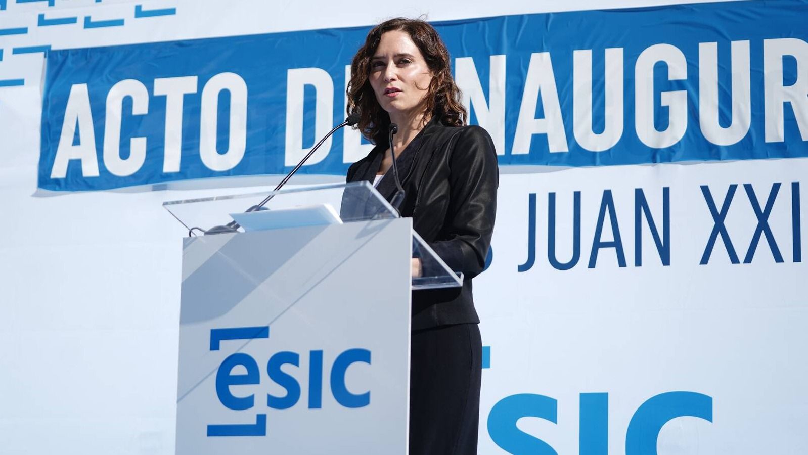 Díaz Ayuso defiende la educación privada en la inauguración del nuevo campus de ESIC en Pozuelo