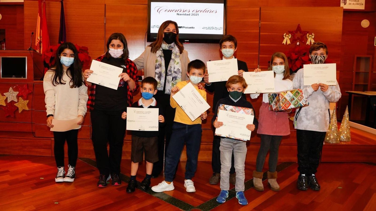 Entregados los premios del concurso navideño de belenes, árboles y felicitaciones de Pozuelo