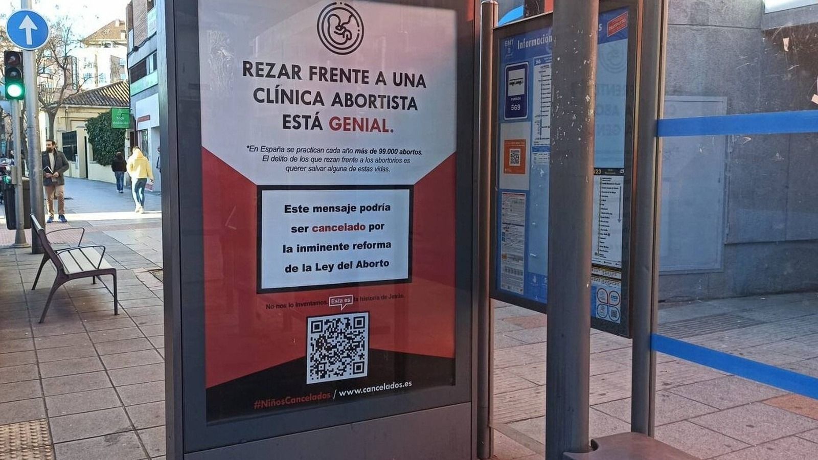 Una campaña en contra del plan ‘pro-aborto’ del Gobierno y la cancelación llega a Pozuelo: “Rezar frente a las clínicas abortistas está genial”