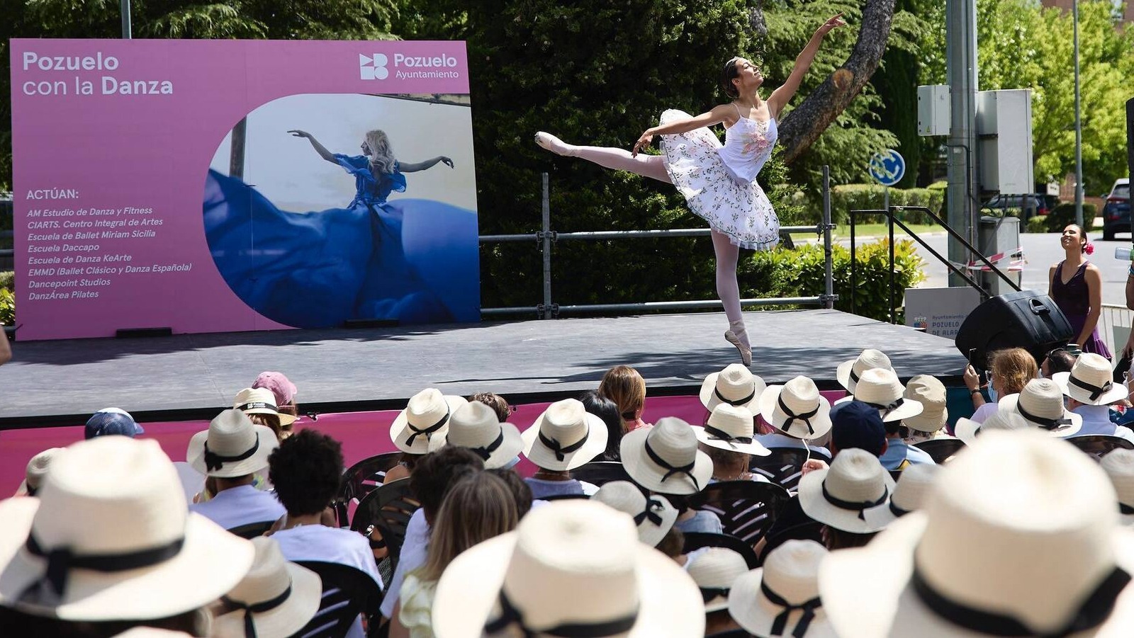 Pozuelo celebra el Día de la Danza en la Avenida de Europa