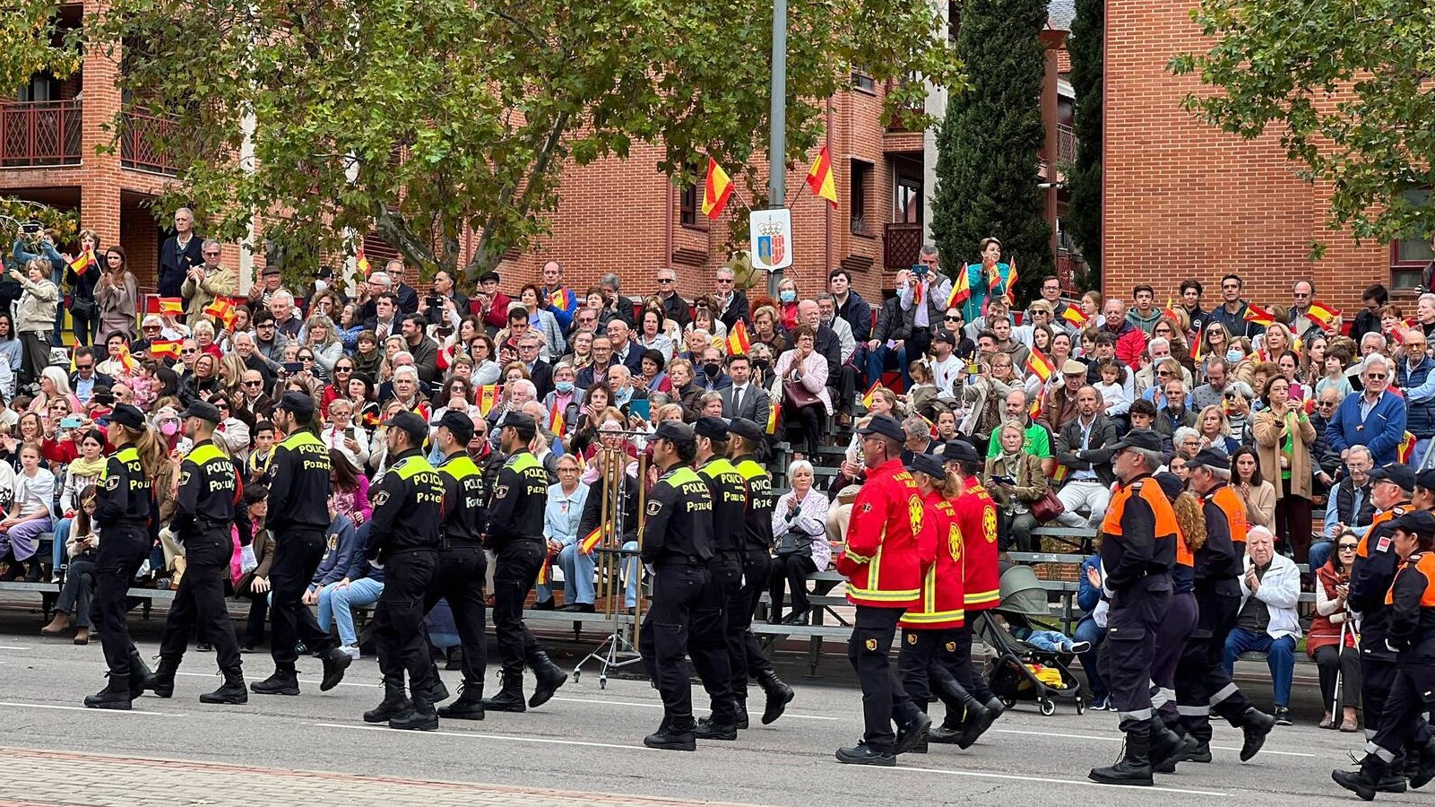 Homenaje a la Bandera en Pozuelo