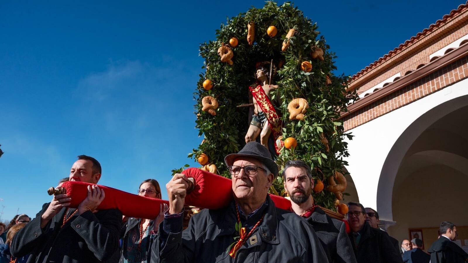 Pozuelo celebró este domingo la tradicional procesión en honor a San Sebastián
