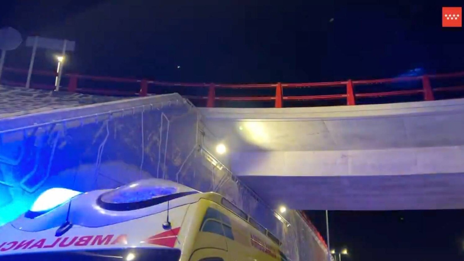 Fallece un motorista de 31 años tras caer por un puente sobre la M-503 en Pozuelo