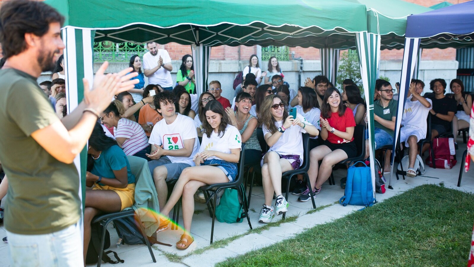 Cerca de un centenar de jóvenes españoles e italianos se alojan en Pozuelo de camino a la JMJ de Lisboa