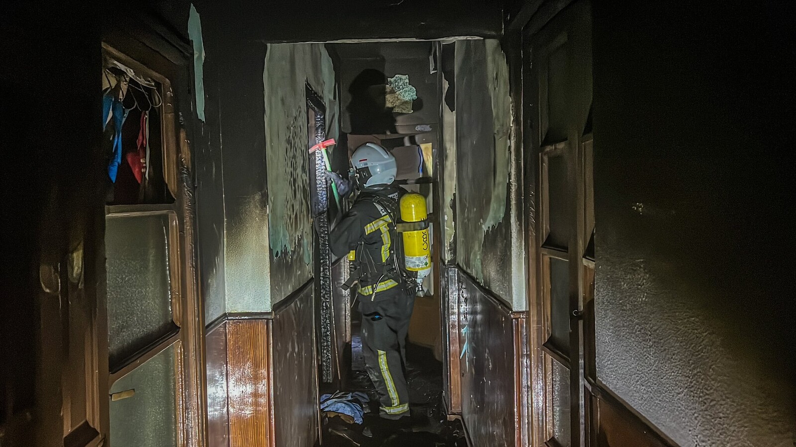 Incendio en una vivienda de dos plantas en la calle Olivar de Pozuelo 