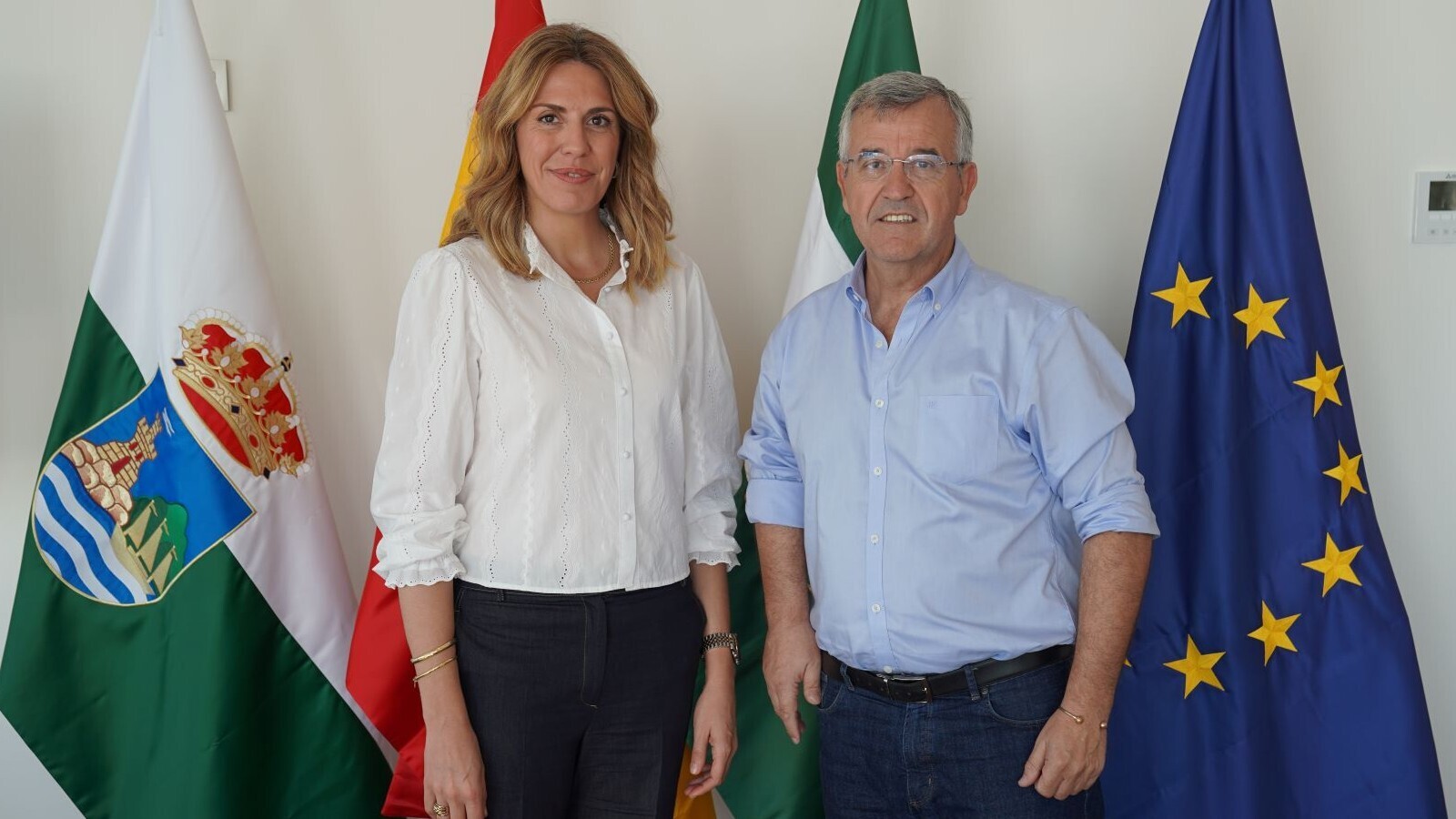 Tejero visita Estepona, finalista como Ciudad Europea del Año, para inspirar futuros proyectos