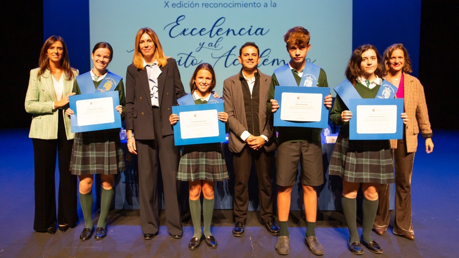 El Ayuntamiento reconoce en el MIRA a los mejores estudiantes de Pozuelo de Alarcón