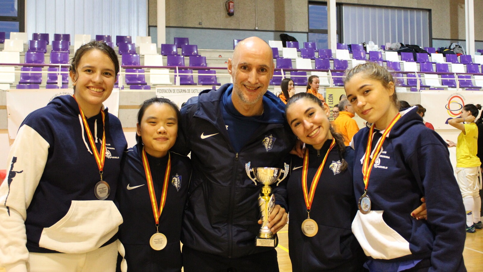 El femenino U-20 del Club Esgrima Pozuelo brilla con el subcampeonato en el Torneo Nacional Ranking Júnior