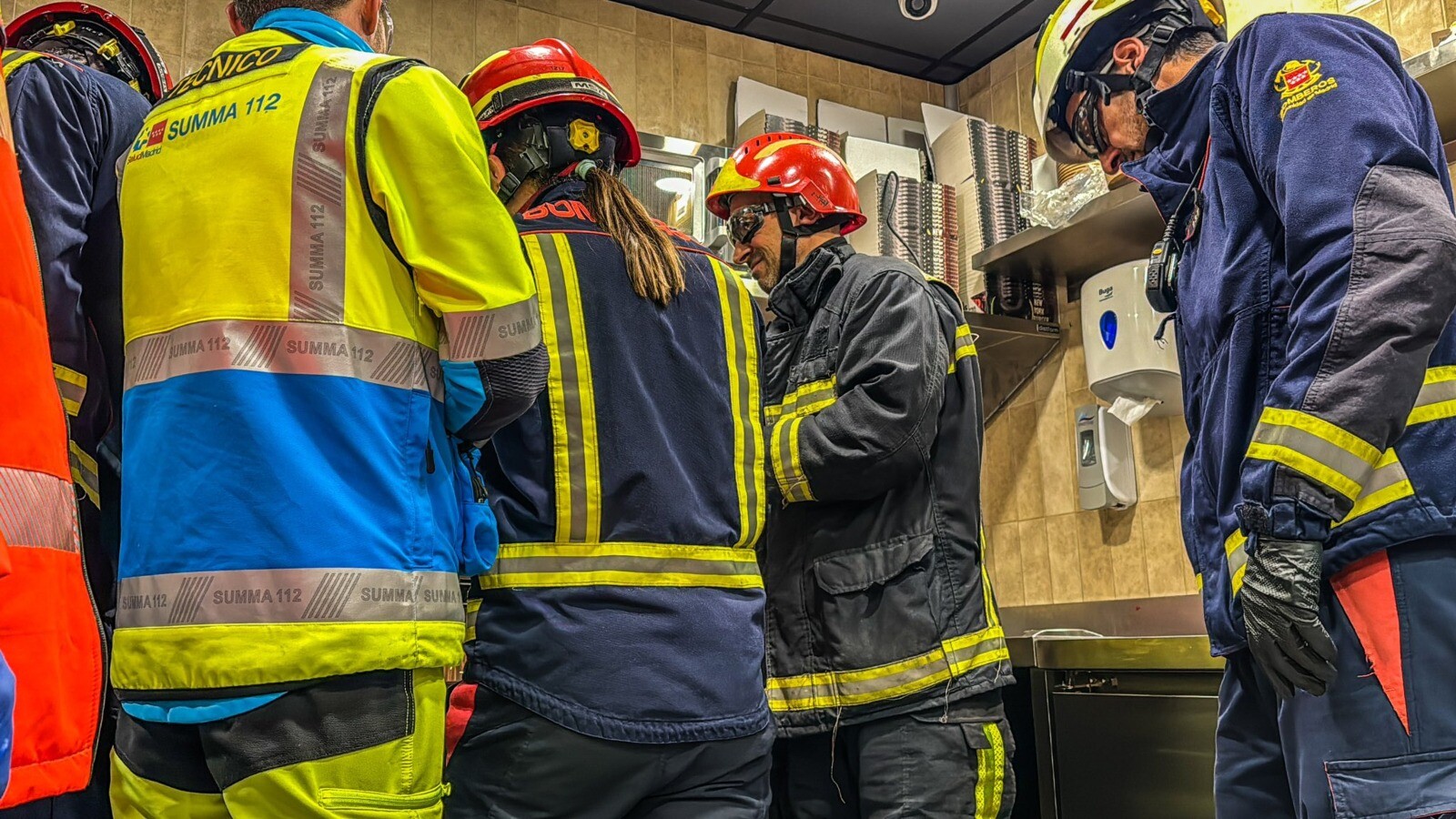 Herido en Pozuelo un joven de 23 años tras quedar su mano atrapada en la trituradora de un restaurante