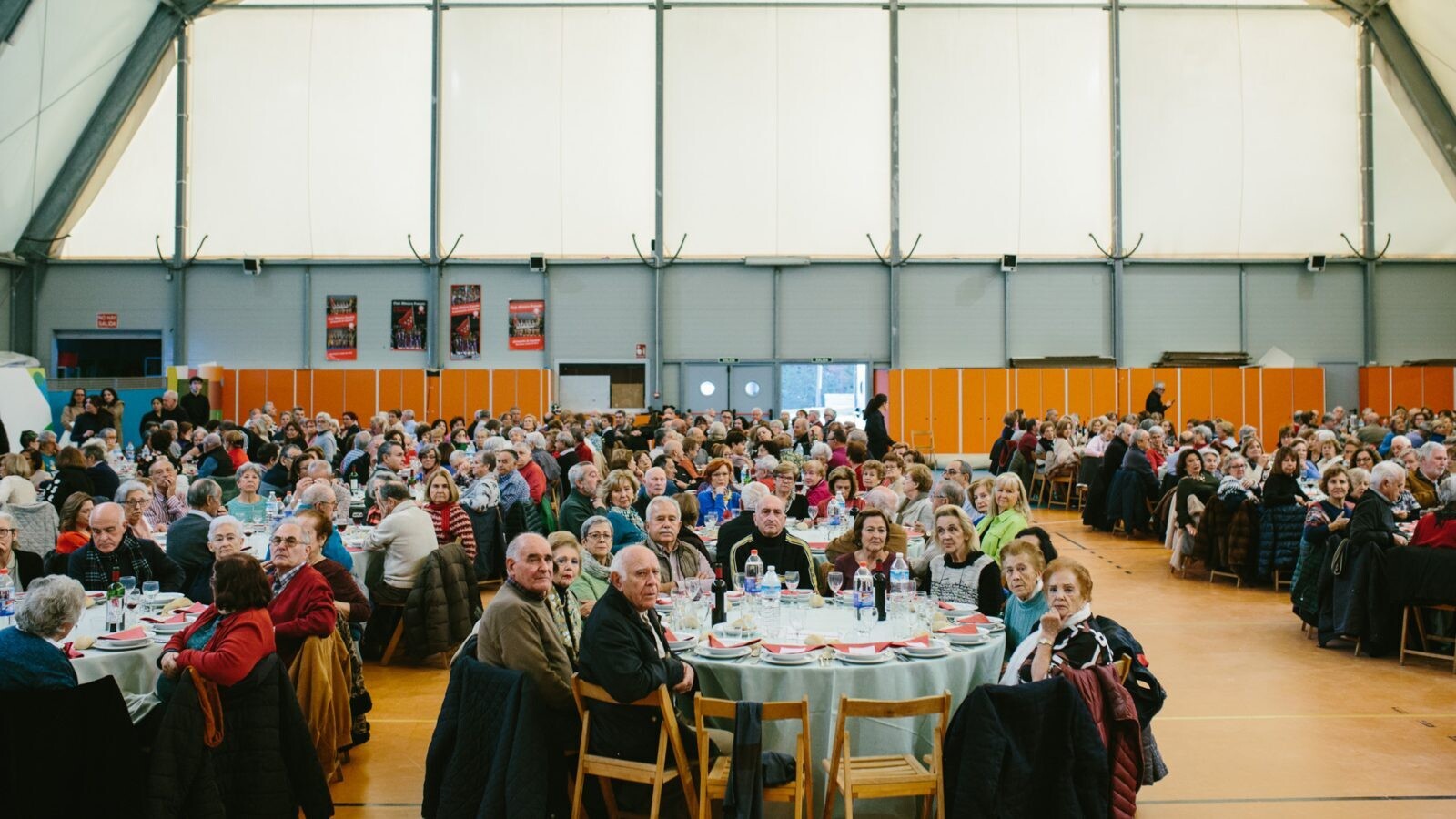 Más de 450 mayores de Pozuelo celebran la Navidad