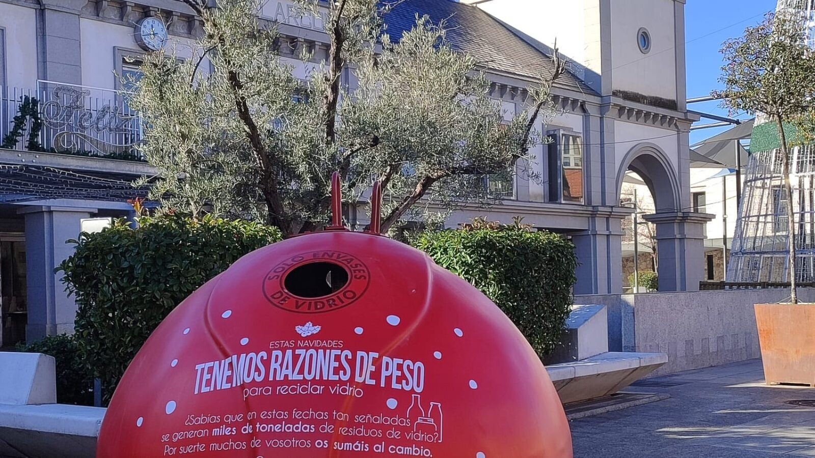 Pozuelo y Ecovidrio impulsan una campaña de reciclaje durante la Navidad