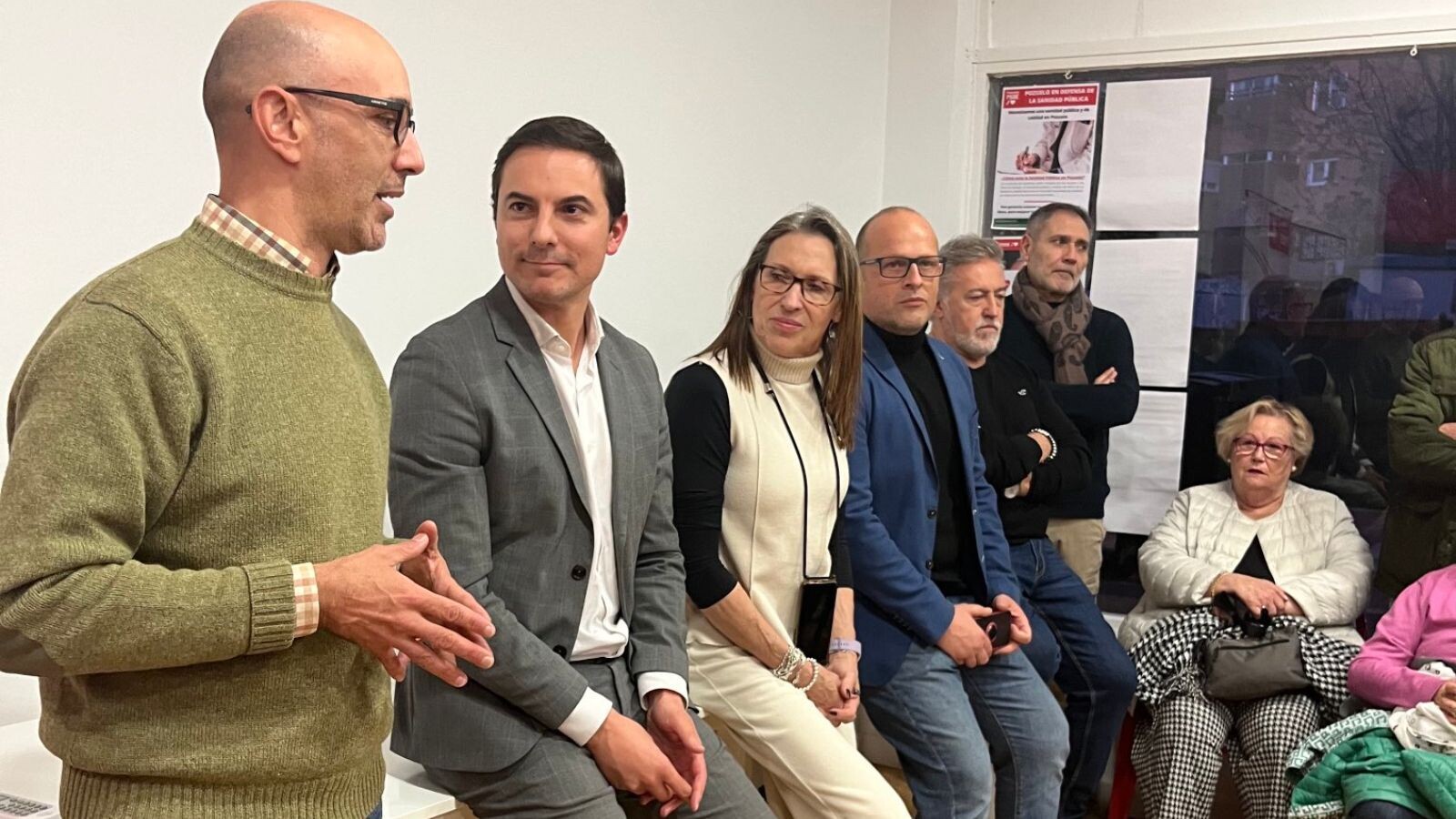 Lobato celebra una asamblea abierta en la sede del PSOE de Pozuelo