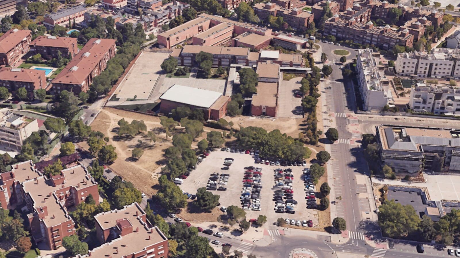El PSOE pide la construcción de un centro cultural junto al IES Gerardo Diego