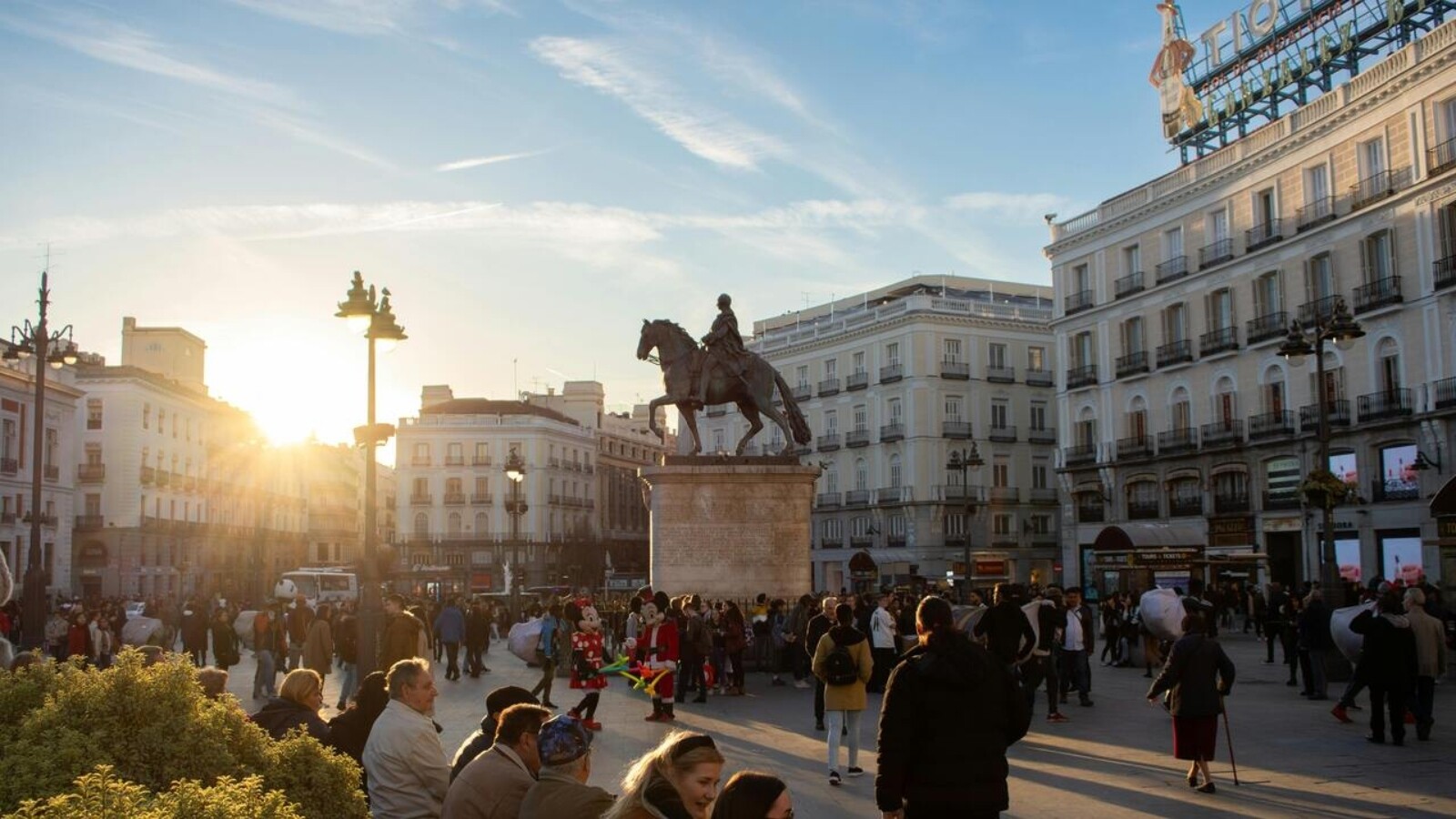 Hoteles en Madrid: Descubre la ciudad y elige el mejor alojamiento 