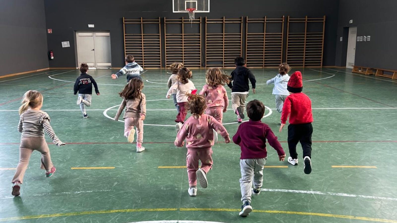 Pozuelo ofrece campamentos navideños en colegios y un programa inclusivo para facilitar la conciliación