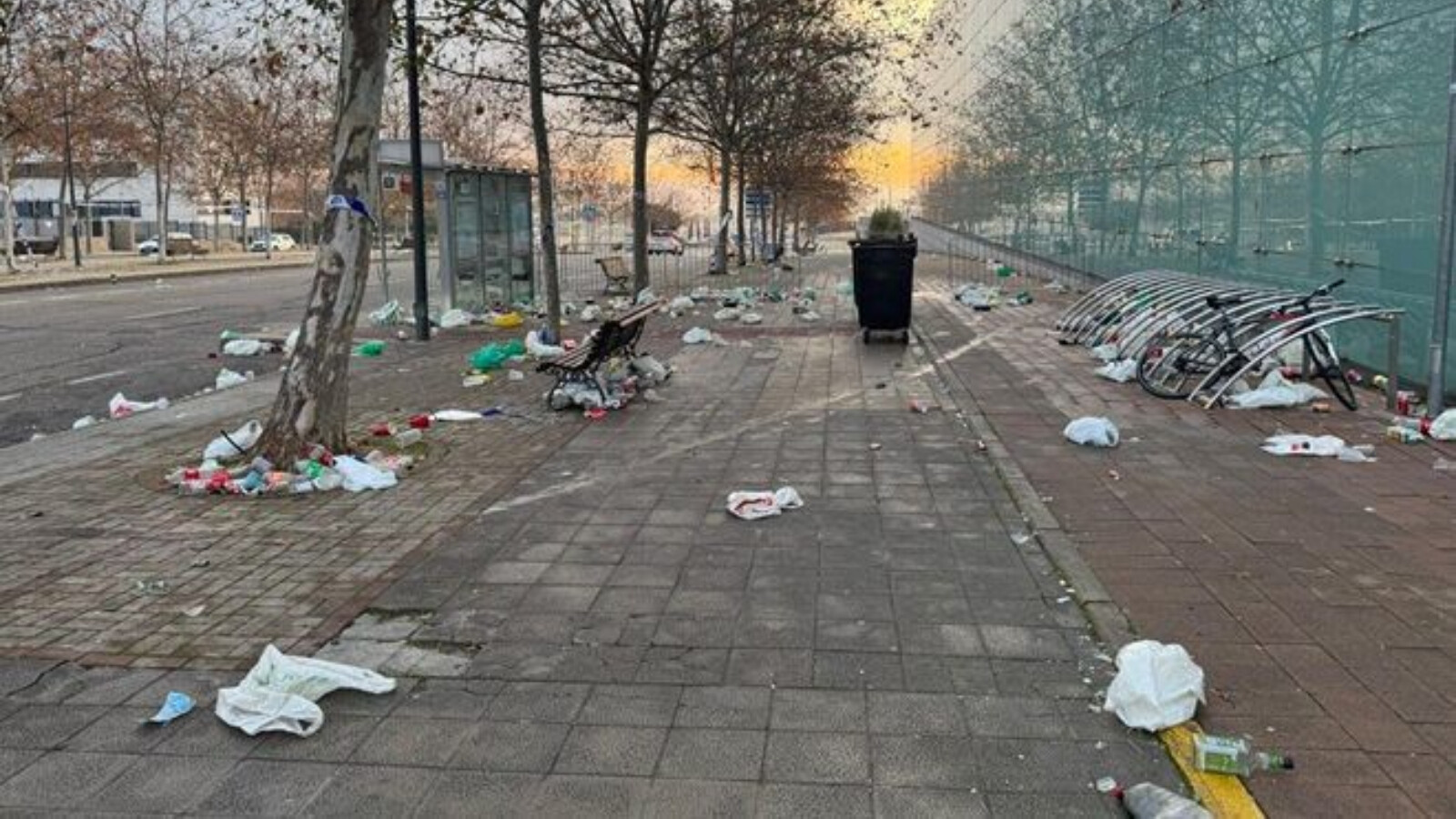 El PSOE denuncia el impacto negativo de la macrofiesta de Nochevieja en Pozuelo