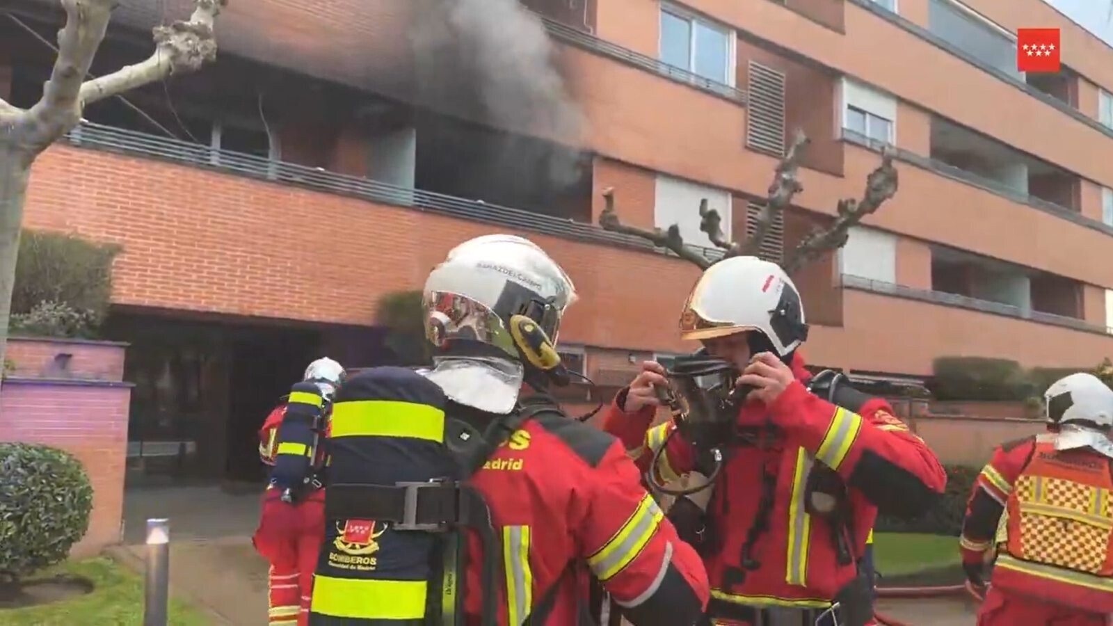 Los Bomberos extinguen un incendio en una vivienda de Pozuelo de Alarcón sin heridos