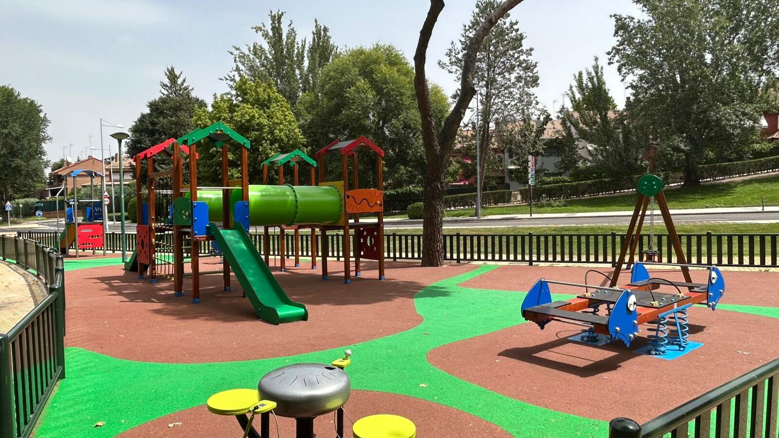 Pozuelo renovará 15 parques infantiles y creará uno nuevo en Montealina