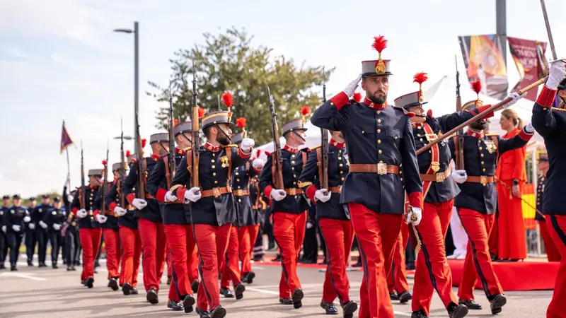 Pozuelo celebra el Homenaje a la Bandera con desfile